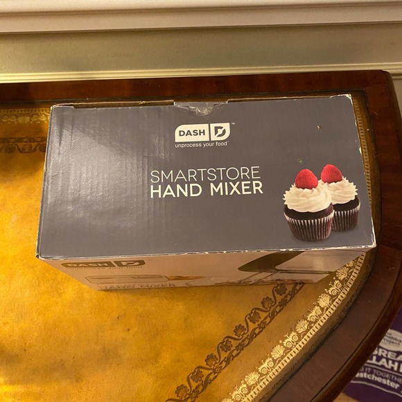Dash Smartstore 3-Speed Hand Mixer NEW - Picture 3 of 7